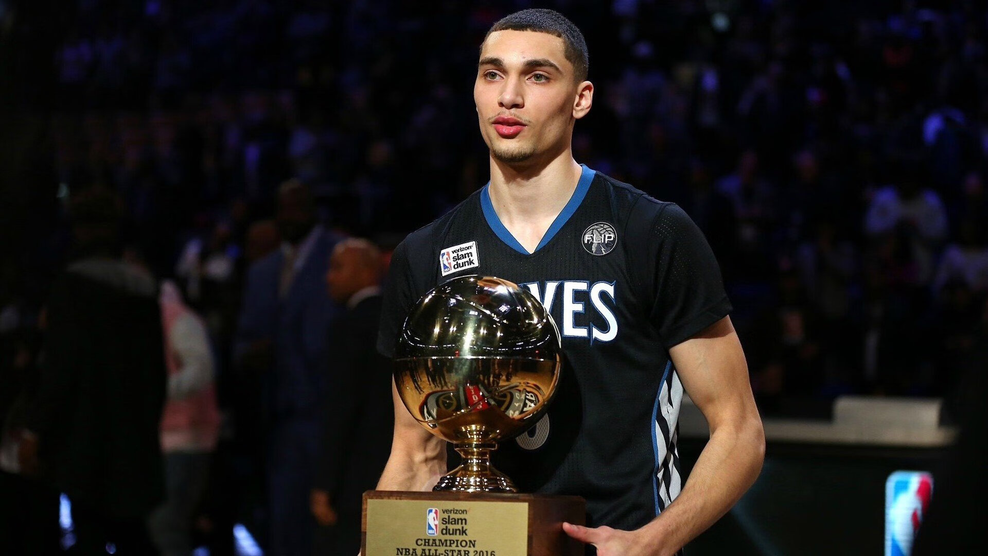 异乡重逢，绝杀之夜，当国产巨兽在NBA球场一锤定音